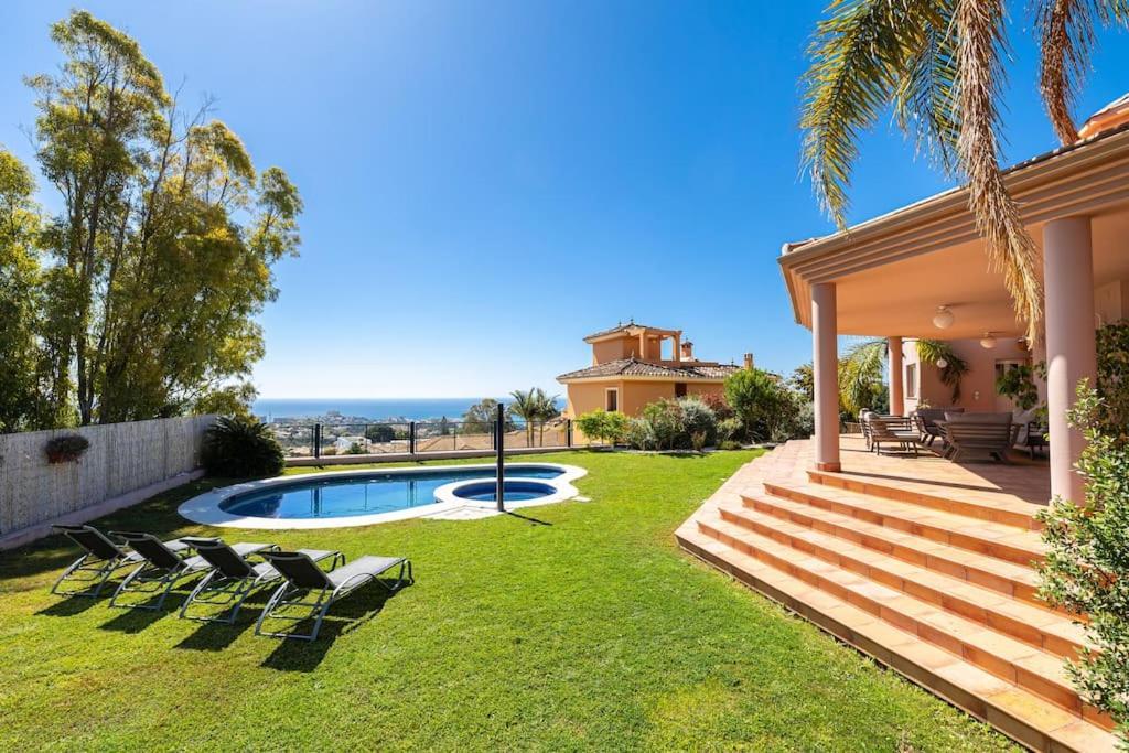 Villa In Benalmadena Pueblo Εξωτερικό φωτογραφία